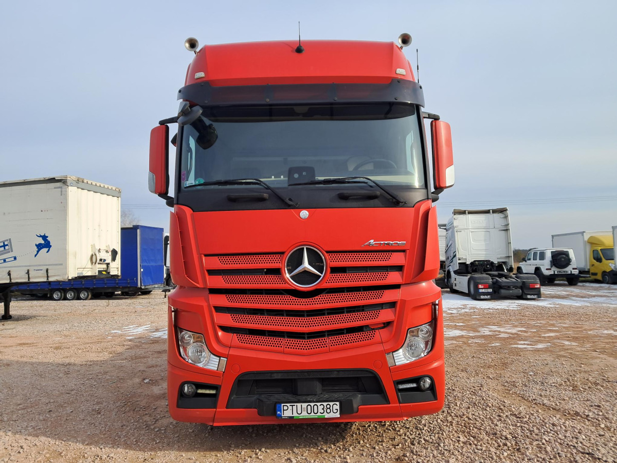 MERCEDES BENZ ACTROS BDF - Transportjer kontejnerësh/ Kamion me karroceri të çmontueshme: foto 2 MERCEDES BENZ ACTROS BDF - Transportjer kontejnerësh/ Kamion me karroceri të çmontueshme: foto 2