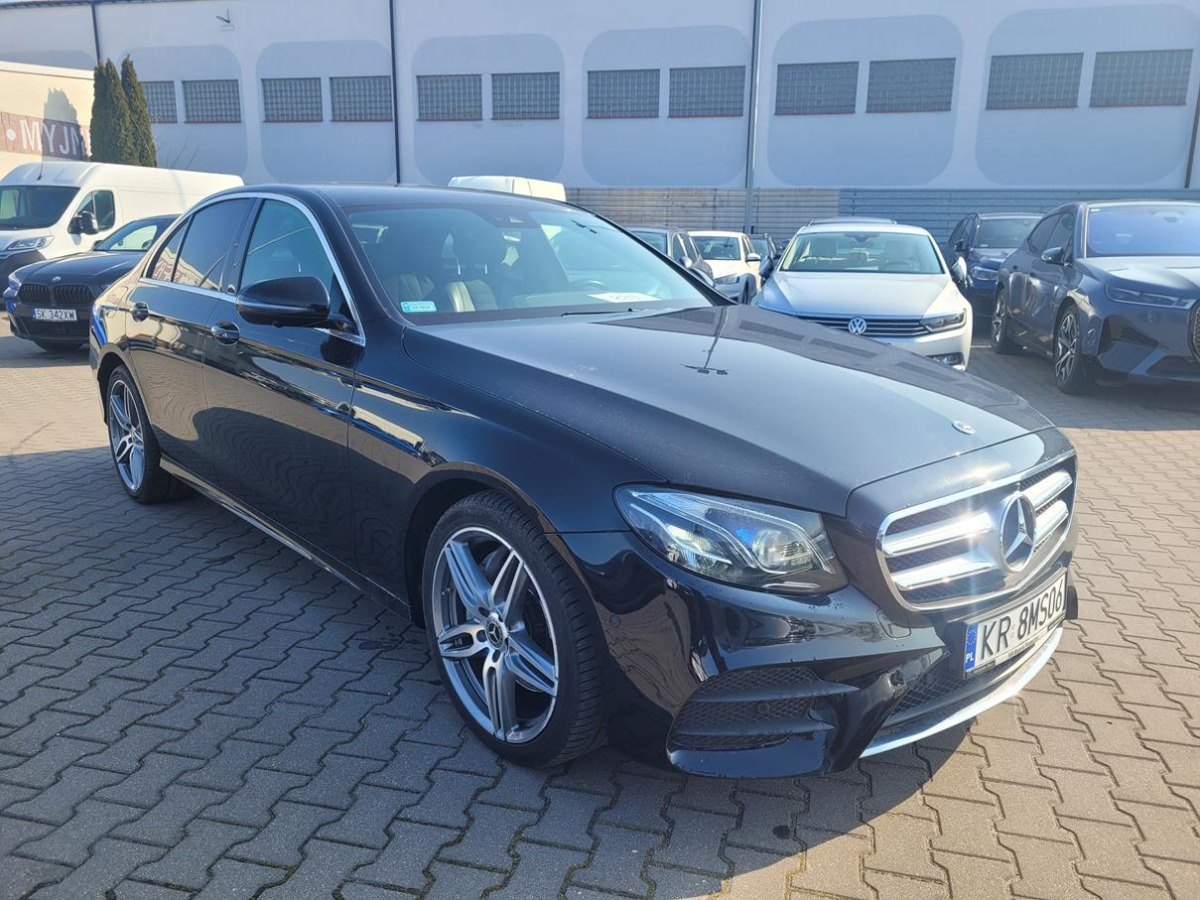 MERCEDES BENZ E 220 D 4MATIC SEDAN - Veturë: foto 1 MERCEDES BENZ E 220 D 4MATIC SEDAN - Veturë: foto 1