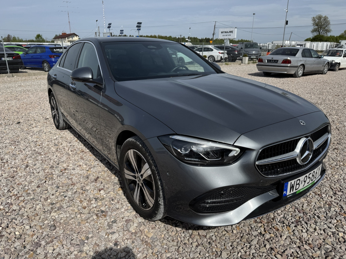 MERCEDES BENZ KLASA C SEDAN - Veturë: foto 1 MERCEDES BENZ KLASA C SEDAN - Veturë: foto 1