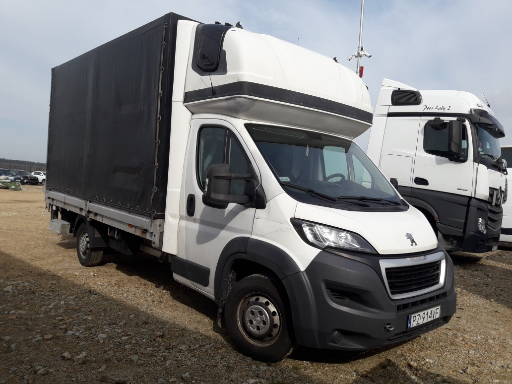 PEUGEOT BOXER PLANDEKA - Kamioncine me tendë: foto 1 PEUGEOT BOXER PLANDEKA - Kamioncine me tendë: foto 1