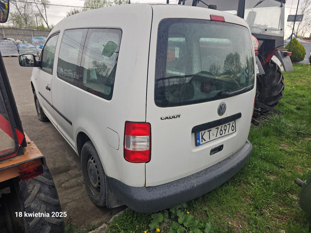 VOLKSWAGEN CADDY MINIVAN - Veturë: foto 4 VOLKSWAGEN CADDY MINIVAN - Veturë: foto 4