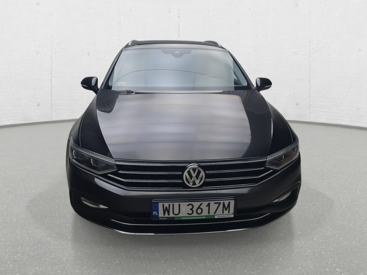 VOLKSWAGEN PASSAT KOMBI - Veturë: foto 4 VOLKSWAGEN PASSAT KOMBI - Veturë: foto 4