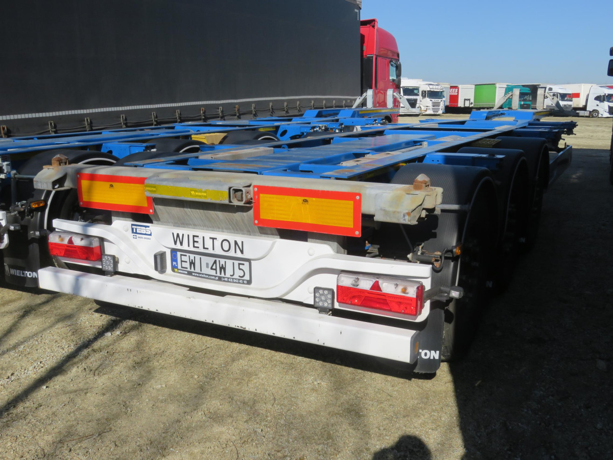 WIELTON NS3P KONTENEROWA - Rimorkio me vagonetë të mbyllur: foto 4 WIELTON NS3P KONTENEROWA - Rimorkio me vagonetë të mbyllur: foto 4