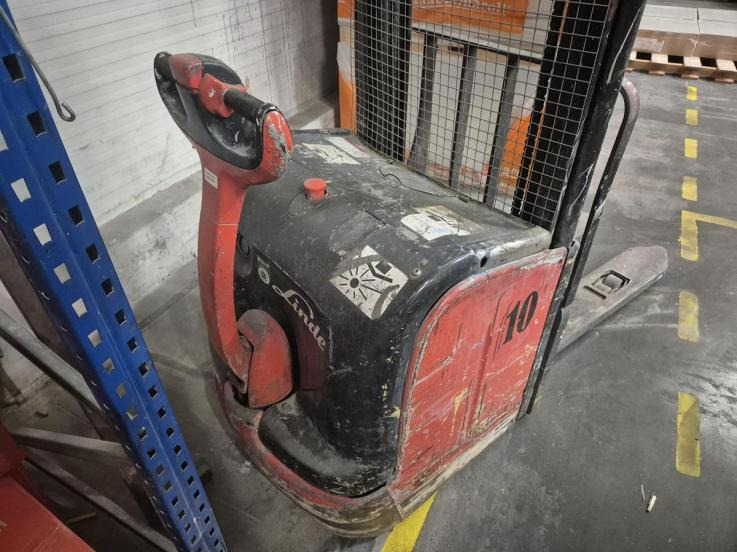 Wózek podnośnikowy – LINDE L14 – 2000 – 1.4 t – elektryczny - Stivosës: foto 5 Wózek podnośnikowy – LINDE L14 – 2000 – 1.4 t – elektryczny - Stivosës: foto 5