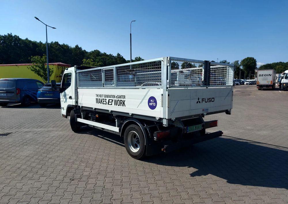 FUSO eCanter 4C15 Wywrotka Selektywna zbiórka - Kamion mbeturinash: foto 4 FUSO eCanter 4C15 Wywrotka Selektywna zbiórka - Kamion mbeturinash: foto 4