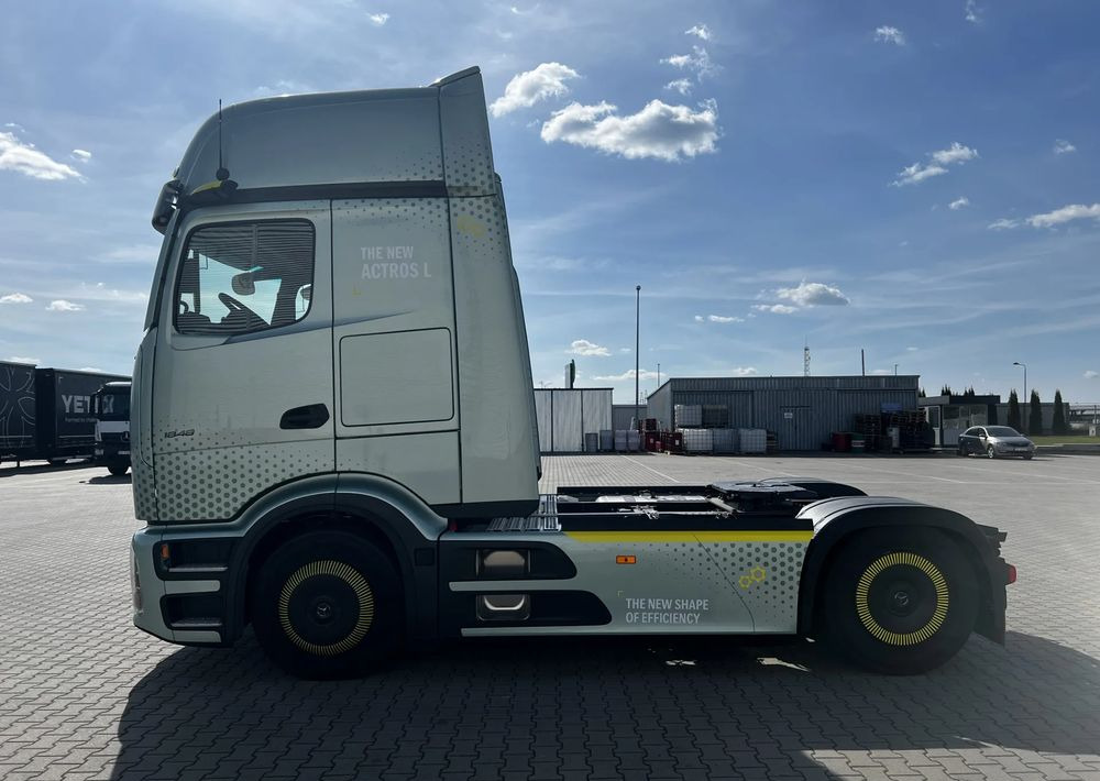 Mercedes-Benz Actros 1848 LS - Gjysmë-kamion: foto 3 Mercedes-Benz Actros 1848 LS - Gjysmë-kamion: foto 3