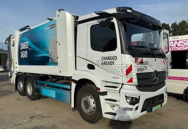 Mercedes-Benz eActros 300 L 6x2 Elektryczna śmieciarka - Kamion mbeturinash: foto 3 Mercedes-Benz eActros 300 L 6x2 Elektryczna śmieciarka - Kamion mbeturinash: foto 3