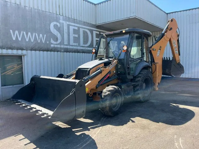 Case 851EX-SS , 4x4 , Backhoe Loader , 4 in 1 Bucket - Fadromë me shkarkim nga prapa: foto 1 Case 851EX-SS , 4x4 , Backhoe Loader , 4 in 1 Bucket - Fadromë me shkarkim nga prapa: foto 1