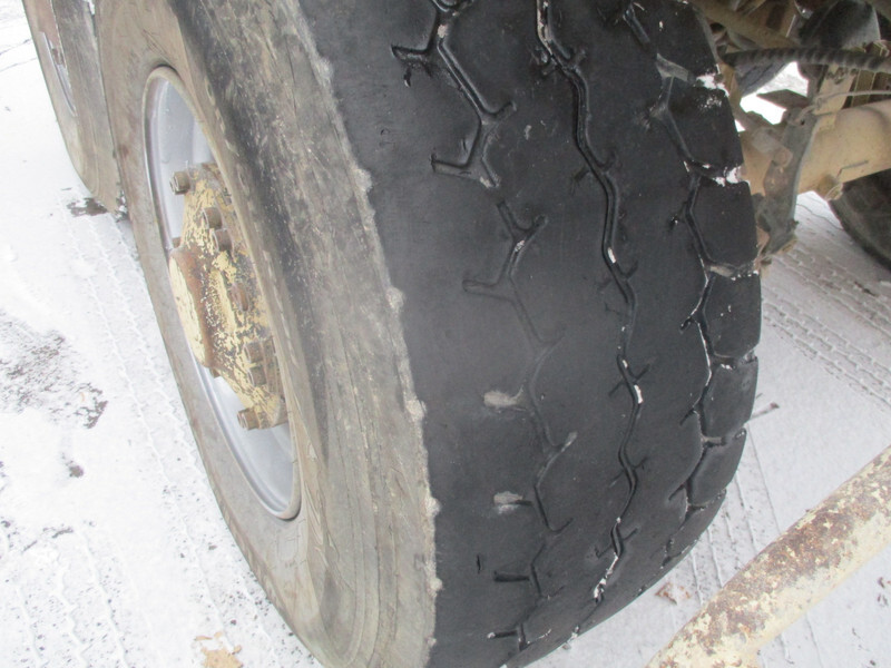 Gjysmë rimorkio vetëshkarkuese Fruehauf 2 Axle ,Steel Tipper , Drum Brakes , Spring suspension: foto 11 Gjysmë rimorkio vetëshkarkuese Fruehauf 2 Axle ,Steel Tipper , Drum Brakes , Spring suspension: foto 11