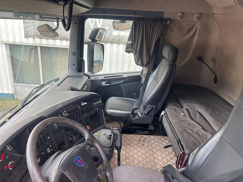 Interior photo 1: Gjysmë-kamion Scania R380 Topline , Manual Gearbox , Euro 5