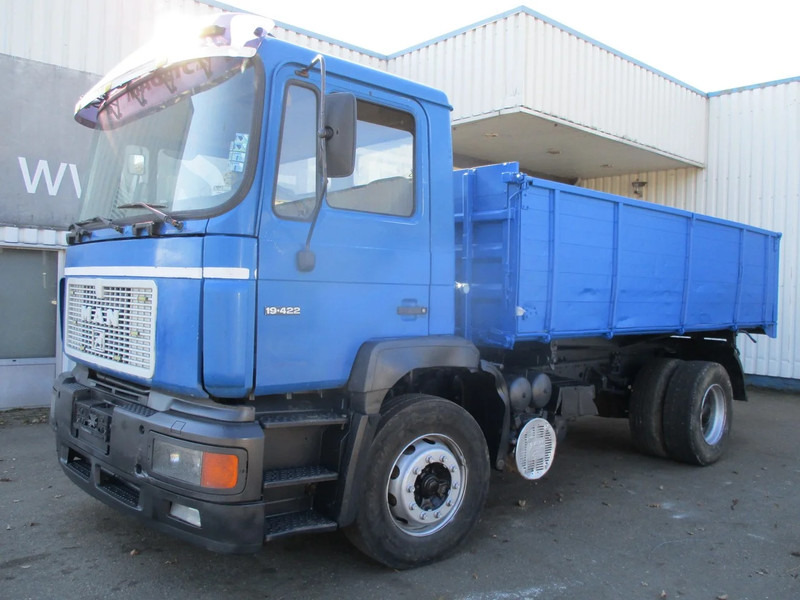 MAN 19.422 , Manual , 3 way tipper , Spring suspension - Kamion vetëshkarkues: foto 5 MAN 19.422 , Manual , 3 way tipper , Spring suspension - Kamion vetëshkarkues: foto 5
