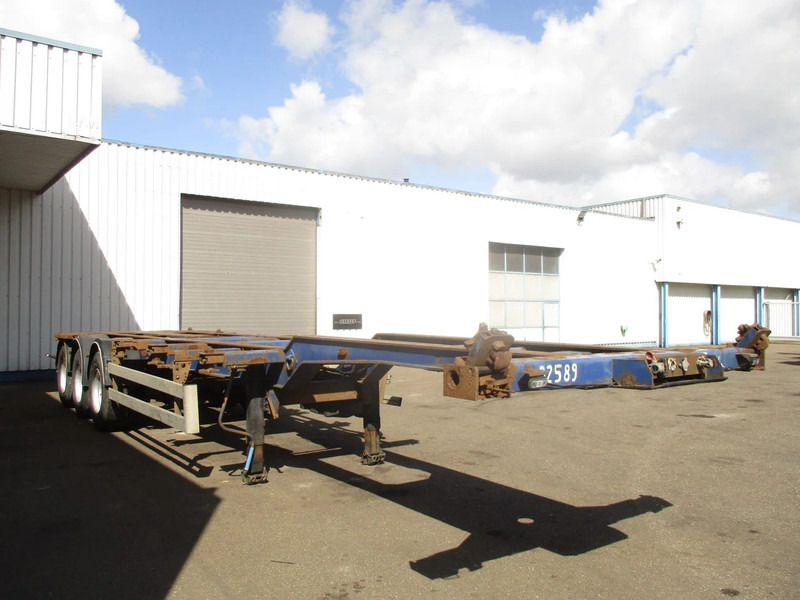 Wielton NS34P, container trailer , 3 ROR axle , Drum brakes , Air suspension - Transportjer kontejnerësh/ Gjysmë rimorkio me karroceri të çmontueshme: foto 4 Wielton NS34P, container trailer , 3 ROR axle , Drum brakes , Air suspension - Transportjer kontejnerësh/ Gjysmë rimorkio me karroceri të çmontueshme: foto 4