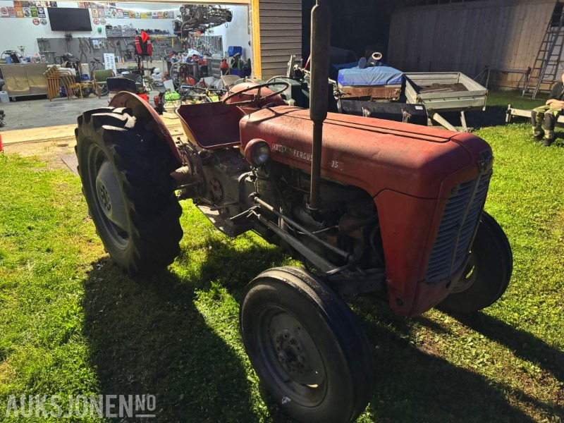 1957 Massey Ferguson Mf 35 - Traktor: foto 1 1957 Massey Ferguson Mf 35 - Traktor: foto 1