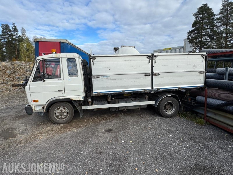 1993 Nissan Diesel planbil - Kamion me karroceri të hapur: foto 2 1993 Nissan Diesel planbil - Kamion me karroceri të hapur: foto 2