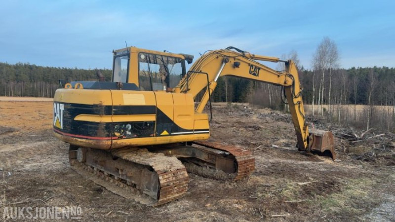 1994 Cat 312 gravemaskin med tannskuffe og pusseskuffe - Ekskavator: foto 3 1994 Cat 312 gravemaskin med tannskuffe og pusseskuffe - Ekskavator: foto 3
