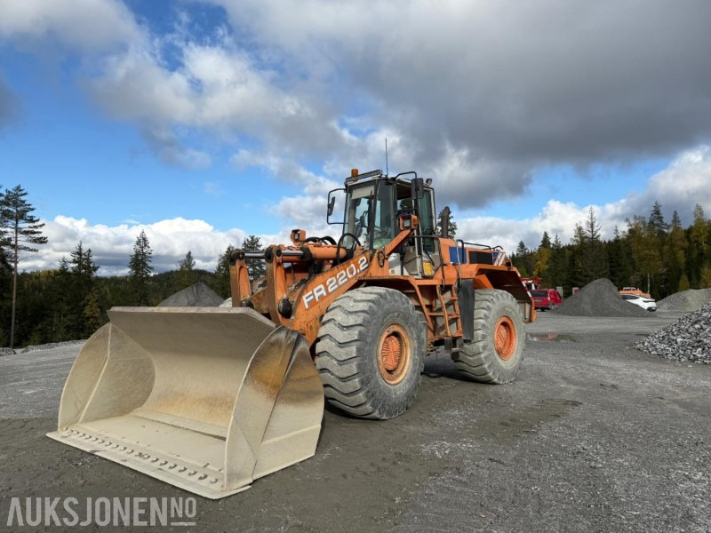 1995 Fiat-Hitachi FR 220.2 - Fadrom me goma: foto 1 1995 Fiat-Hitachi FR 220.2 - Fadrom me goma: foto 1