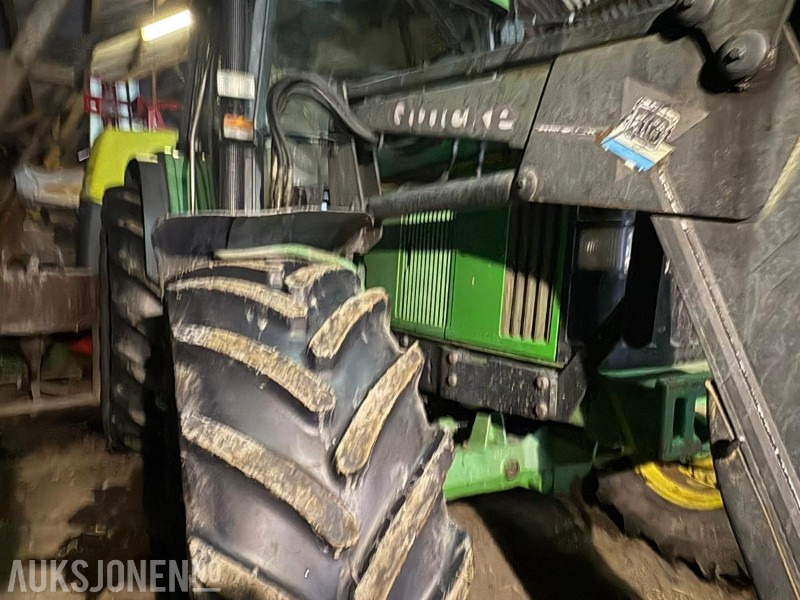 1997 John Deere 6300 med frontlaster - Traktor: foto 4 1997 John Deere 6300 med frontlaster - Traktor: foto 4