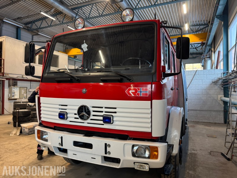 1997 Mercedes-Benz 1124 Af/36 4X4 brannbil registrert som motorredskap med kun 29540 km - Zjarrfikëse: foto 4 1997 Mercedes-Benz 1124 Af/36 4X4 brannbil registrert som motorredskap med kun 29540 km - Zjarrfikëse: foto 4