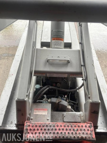 1998 SkyJack SJ 3220 - Platformë ajrore: foto 4 1998 SkyJack SJ 3220 - Platformë ajrore: foto 4