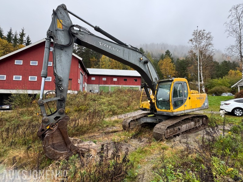 2001 Volvo EC240NLC Beltegraver - Gravemaskin - Ekskavator: foto 1 2001 Volvo EC240NLC Beltegraver - Gravemaskin - Ekskavator: foto 1