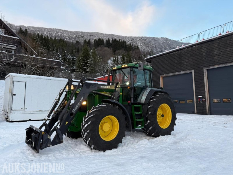 2002 John Deere RW7810 m/frontlaster og fronthydraulikk og pto - Traktor: foto 1 2002 John Deere RW7810 m/frontlaster og fronthydraulikk og pto - Traktor: foto 1