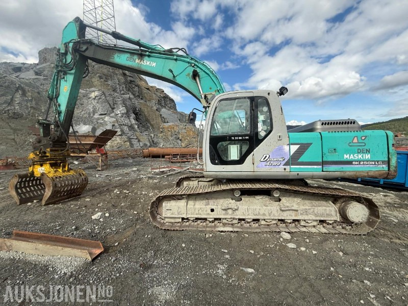 2002 Kobelco Sk250nlc-6 - GRAVEMASKIN - Ekskavator: foto 1 2002 Kobelco Sk250nlc-6 - GRAVEMASKIN - Ekskavator: foto 1
