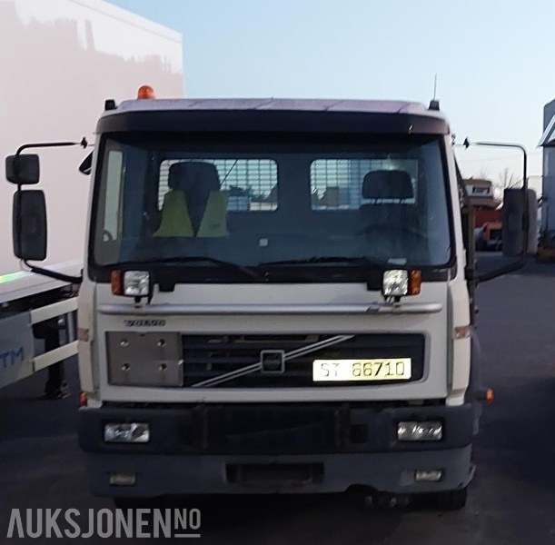 2002 Volvo FL 4x2 Tippbil Retarder, Hydraulikk, Brøyteplate - Kamion vetëshkarkues: foto 2 2002 Volvo FL 4x2 Tippbil Retarder, Hydraulikk, Brøyteplate - Kamion vetëshkarkues: foto 2
