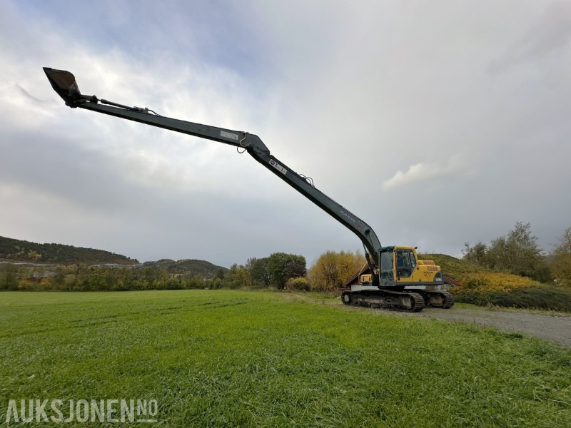 2004 Volvo EC210BLC - sertifisert, lang og kort bom og flere skuffer - Ekskavator: foto 2 2004 Volvo EC210BLC - sertifisert, lang og kort bom og flere skuffer - Ekskavator: foto 2