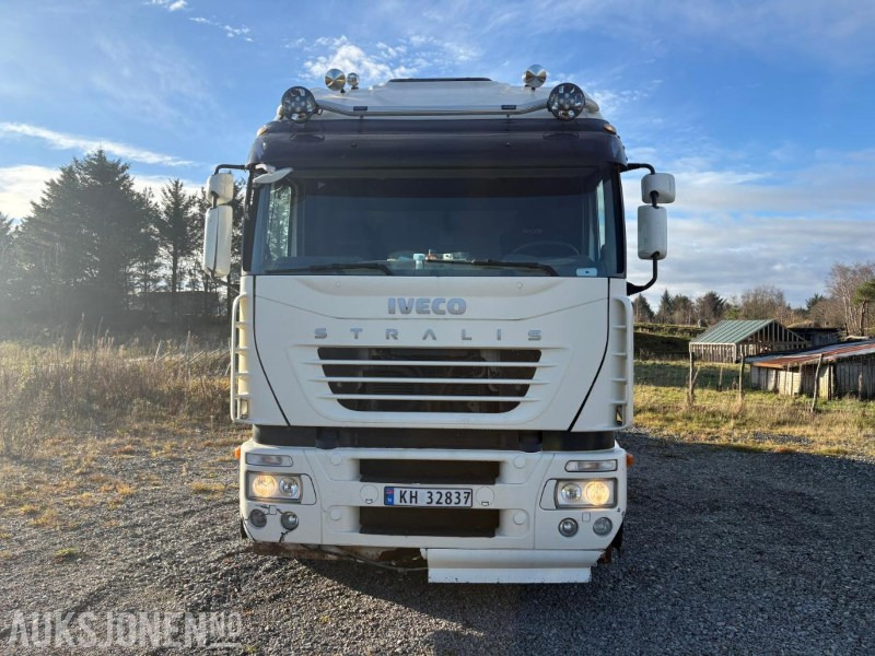 2005 Iveco 260S48 krokløft - Kamion vetëngarkues: foto 2 2005 Iveco 260S48 krokløft - Kamion vetëngarkues: foto 2