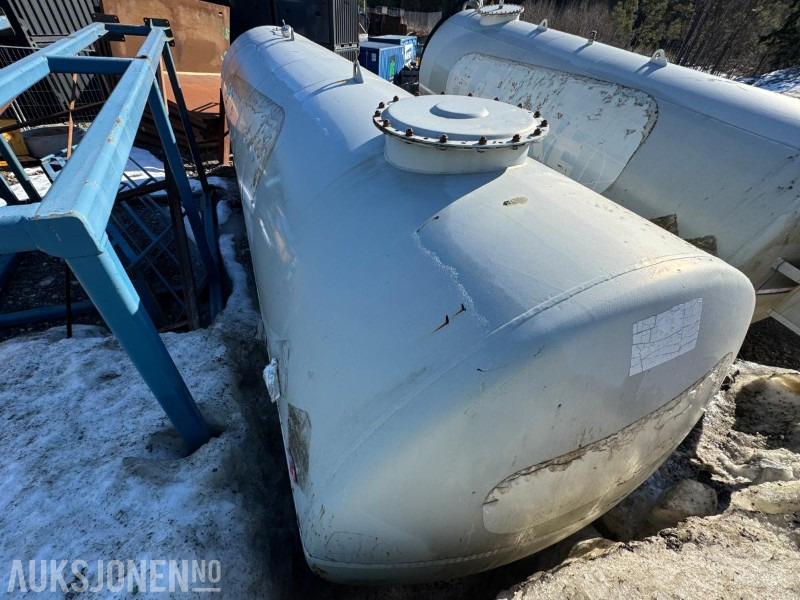 2006 Dieseltank 20m3 med pumpe - Pajisje ndërtimi: foto 5 2006 Dieseltank 20m3 med pumpe - Pajisje ndërtimi: foto 5