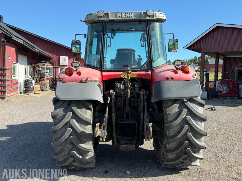 2006 Massey Ferguson 6480 - Traktor: foto 4 2006 Massey Ferguson 6480 - Traktor: foto 4