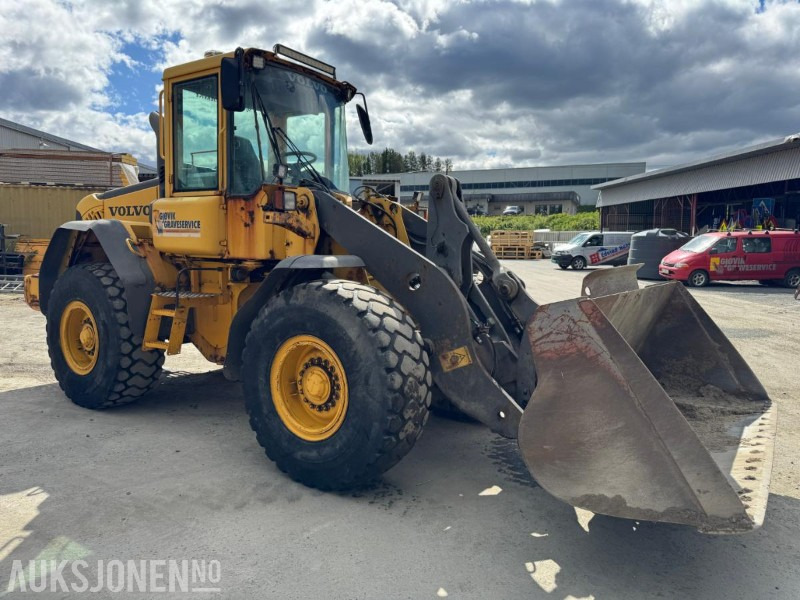 2006 Volvo L70E med skuffe - Fadrom me goma: foto 4 2006 Volvo L70E med skuffe - Fadrom me goma: foto 4