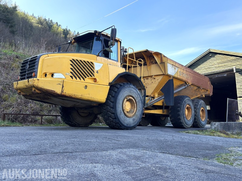 2006 mod Volvo A35D - sorte skilter - 18 182 timer - 89 085 km - Shkarkues: foto 1 2006 mod Volvo A35D - sorte skilter - 18 182 timer - 89 085 km - Shkarkues: foto 1