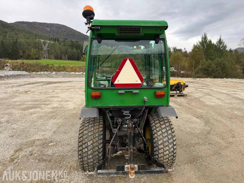 2007 John Deere 2320 Minitraktor / Kompakttraktor 2316 timer. Mykje ekstrautstyr - Traktor: foto 4 2007 John Deere 2320 Minitraktor / Kompakttraktor 2316 timer. Mykje ekstrautstyr - Traktor: foto 4