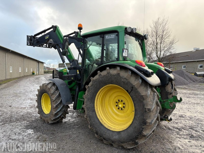 2008 John Deere 6330 Premium 40 km - Traktor: foto 4 2008 John Deere 6330 Premium 40 km - Traktor: foto 4