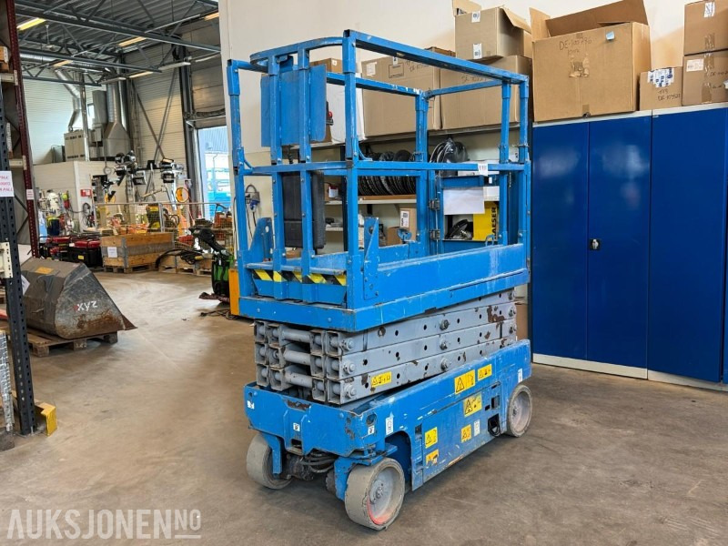 2008 Sakselift - Genie GS1930 -8 meter - Platformë ajrore: foto 1 2008 Sakselift - Genie GS1930 -8 meter - Platformë ajrore: foto 1