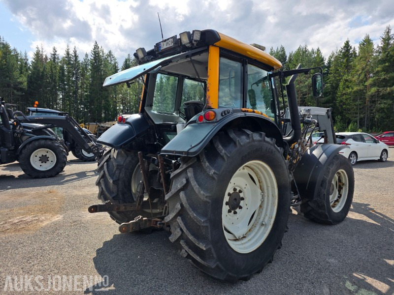 Traktor 2008 Valtra N111 Traktor - 6140 Arbeidstimer - Valtra 45 Frontlaster: foto 7