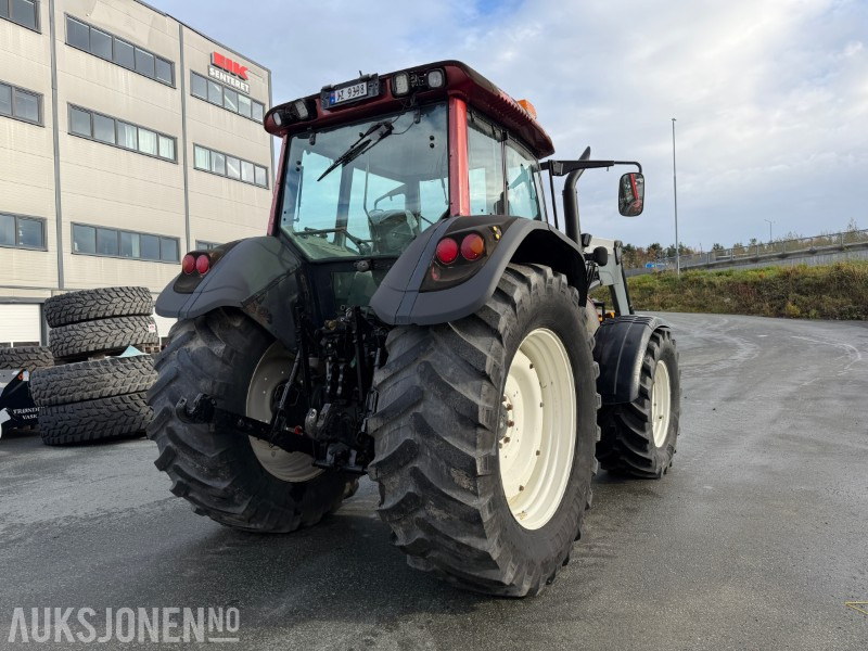 2008 Valtra T-180 Traktor med frontlaster / 1362 timer - Traktor: foto 4 2008 Valtra T-180 Traktor med frontlaster / 1362 timer - Traktor: foto 4