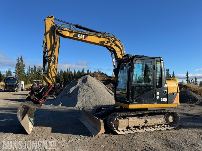 2010 Cat 307D GRAVEMASKIN, TILTROTATOR, 2 SKUFFER, DIESELVARMER - Ekskavator: foto 1 2010 Cat 307D GRAVEMASKIN, TILTROTATOR, 2 SKUFFER, DIESELVARMER - Ekskavator: foto 1