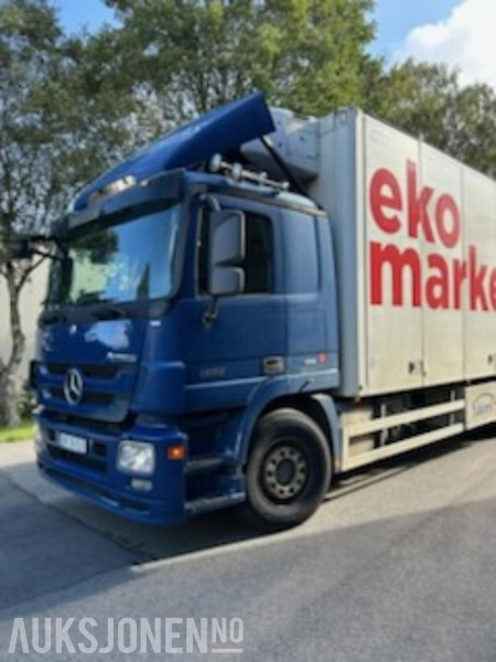 2012 Mercedes-Benz ACTROS skapbil/thermo med frys - Bilen har full service historikk - 573000 km. - Kamion vagonetë: foto 1 2012 Mercedes-Benz ACTROS skapbil/thermo med frys - Bilen har full service historikk - 573000 km. - Kamion vagonetë: foto 1
