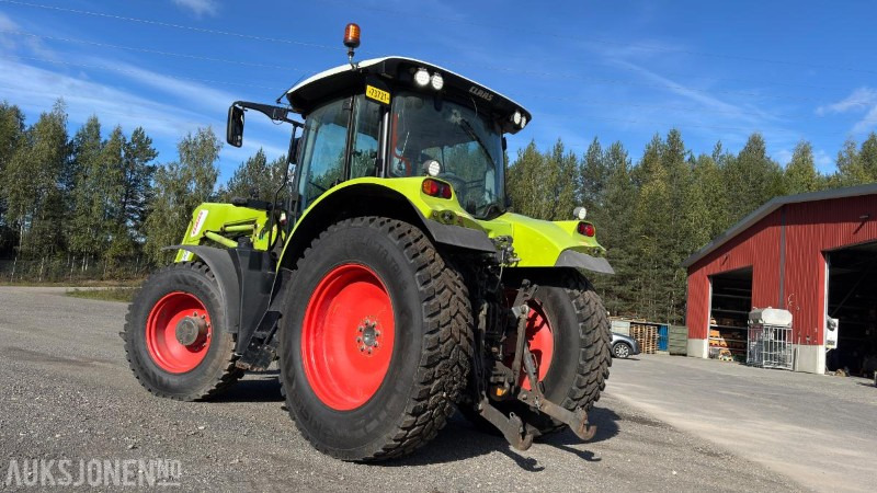 Traktor 2015 Claas Arion 530 A34 traktor med frontlaster: foto 8 Traktor 2015 Claas Arion 530 A34 traktor med frontlaster: foto 8