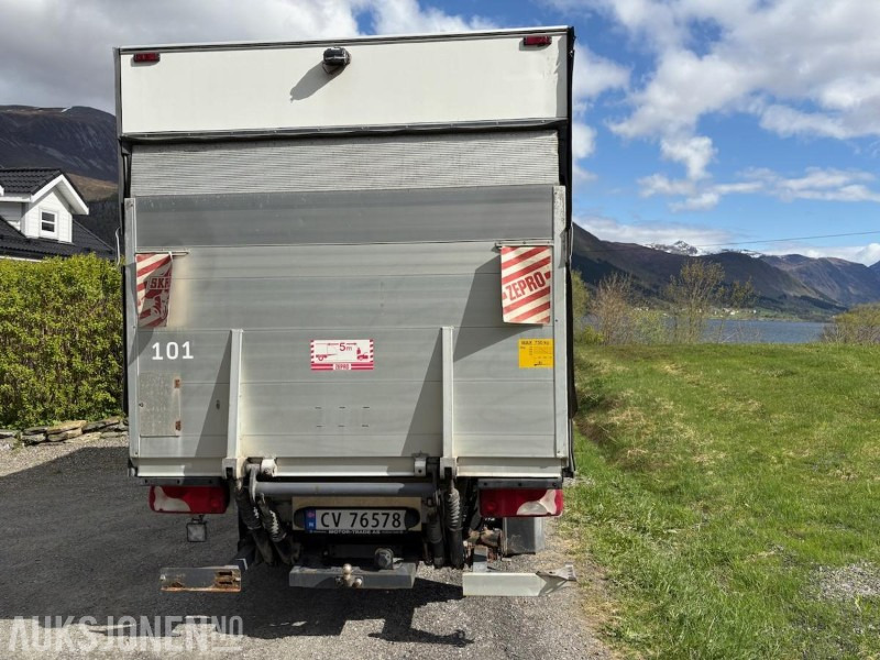 2015 Mercedes-Benz Sprinter ADR-godkjent Løftelem Hengerfeste - Kamion vagonetë: foto 3 2015 Mercedes-Benz Sprinter ADR-godkjent Løftelem Hengerfeste - Kamion vagonetë: foto 3