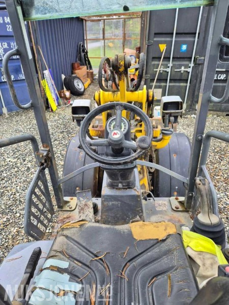 2015 Wacker Neuson WL 25 hjullaster med kost og skuff - Mini fadrom: foto 5 2015 Wacker Neuson WL 25 hjullaster med kost og skuff - Mini fadrom: foto 5