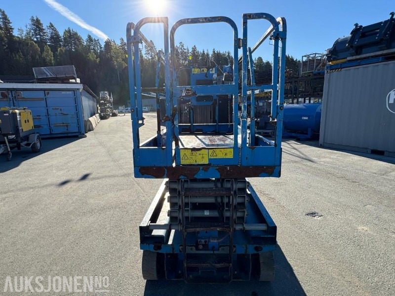 2016 Genie GS-2646 batteridreven sakselift / 10m / Årskontrollert - Platformë ajrore: foto 4 2016 Genie GS-2646 batteridreven sakselift / 10m / Årskontrollert - Platformë ajrore: foto 4