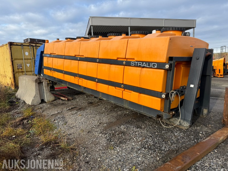 2016 SCHMIDT STRALIQ SALTSPREDER PÅ KROKRAMME. - Pajisje ndërtimi: foto 5 2016 SCHMIDT STRALIQ SALTSPREDER PÅ KROKRAMME. - Pajisje ndërtimi: foto 5