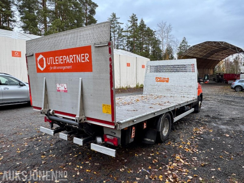 2017 Iveco Daily planbil med bakløfter / rep objekt - Kamion me karroceri të hapur: foto 5 2017 Iveco Daily planbil med bakløfter / rep objekt - Kamion me karroceri të hapur: foto 5