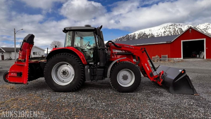 2017 Massey Ferguson 6714 S Dyna VT * Eu Godkjent * 2503 Timer * - Traktor: foto 3 2017 Massey Ferguson 6714 S Dyna VT * Eu Godkjent * 2503 Timer * - Traktor: foto 3