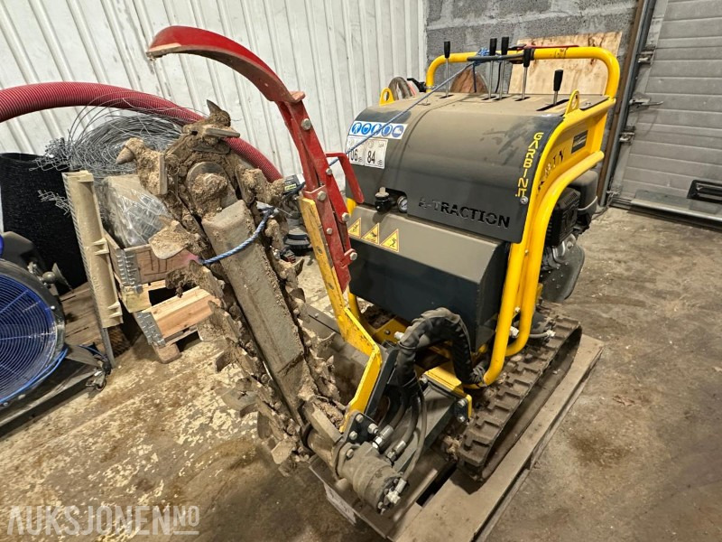 2020 Gabin MAK A-Traction - Beltegående kjedegraver med ståplate - Gått 10 timer - Pajisje ndërtimi: foto 5 2020 Gabin MAK A-Traction - Beltegående kjedegraver med ståplate - Gått 10 timer - Pajisje ndërtimi: foto 5