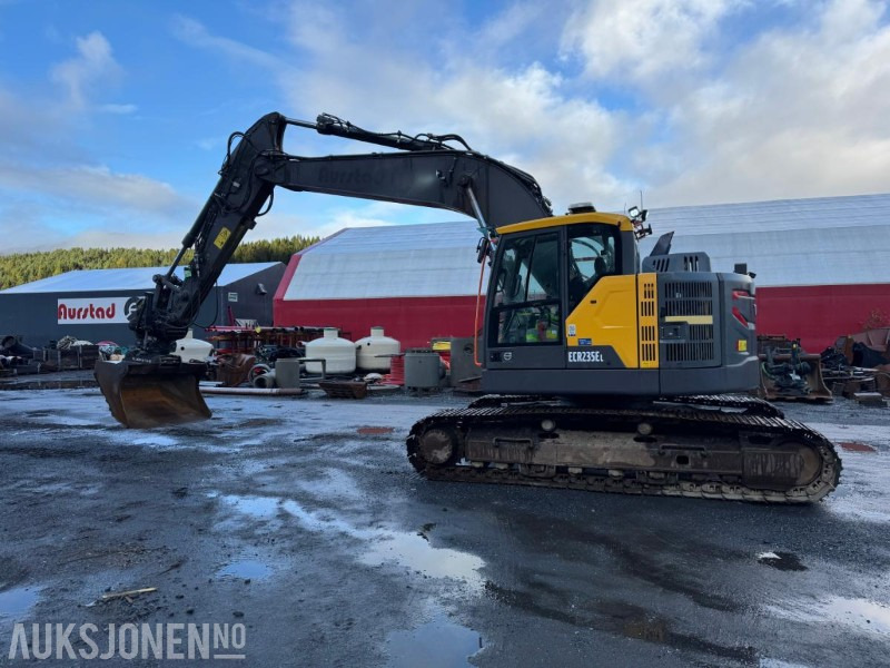 2020 Volvo ECR 235EL Gravemaskin - S70 feste - Pusskuffe - Sentralsmøring - bunkringspumpe - Tiltrotator - Pusskuffe - Sertifisert - Ekskavator: foto 1 2020 Volvo ECR 235EL Gravemaskin - S70 feste - Pusskuffe - Sentralsmøring - bunkringspumpe - Tiltrotator - Pusskuffe - Sertifisert - Ekskavator: foto 1
