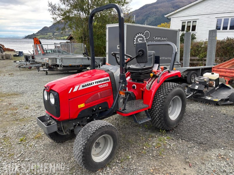 2021 Massey Ferguson 1520 Kompaktraktor 4WD. Beitepusser og Tilhenger - Traktor: foto 2 2021 Massey Ferguson 1520 Kompaktraktor 4WD. Beitepusser og Tilhenger - Traktor: foto 2